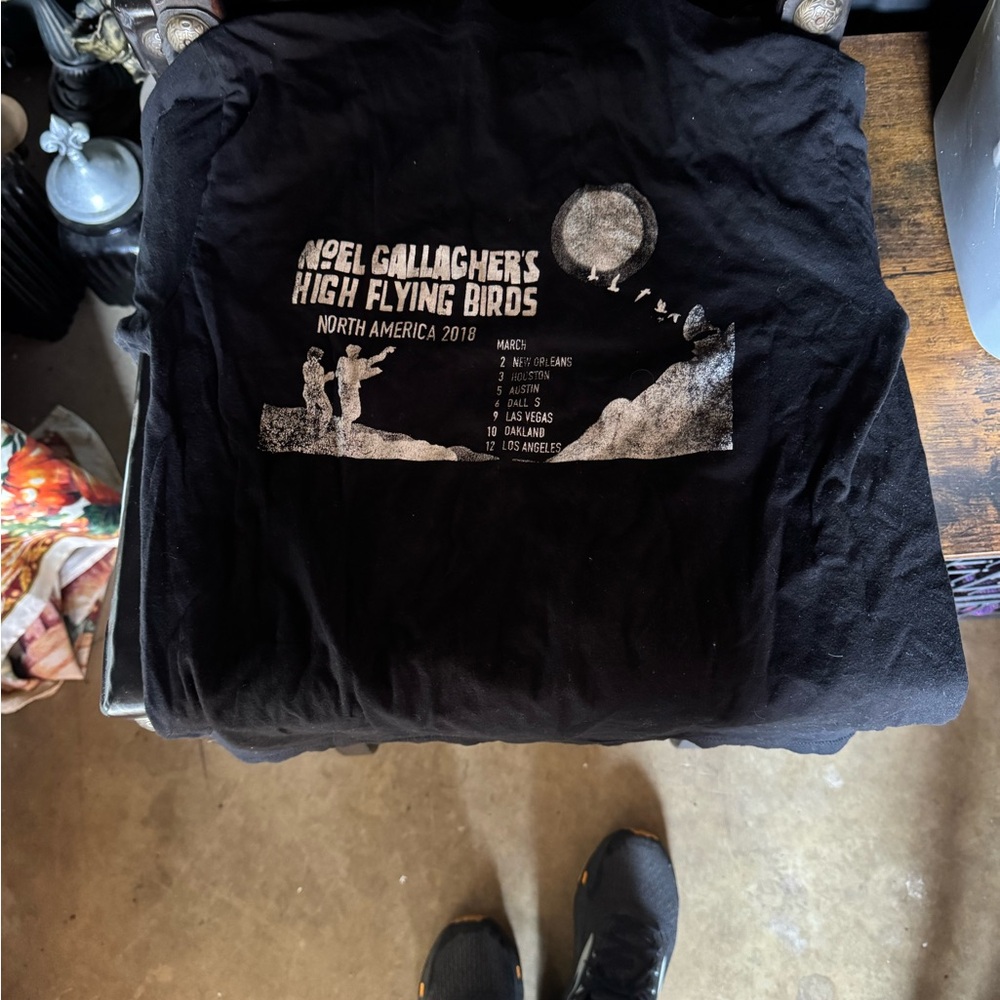 Oasis Black Collage Graphic Tee - Picture 3 of 3